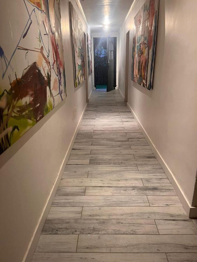 Les Canoubiers Luxe Et Serenite Au Coeur De Saint-Tropez Suites Spacieuses Avec Jardin Enchanteur מראה חיצוני תמונה
