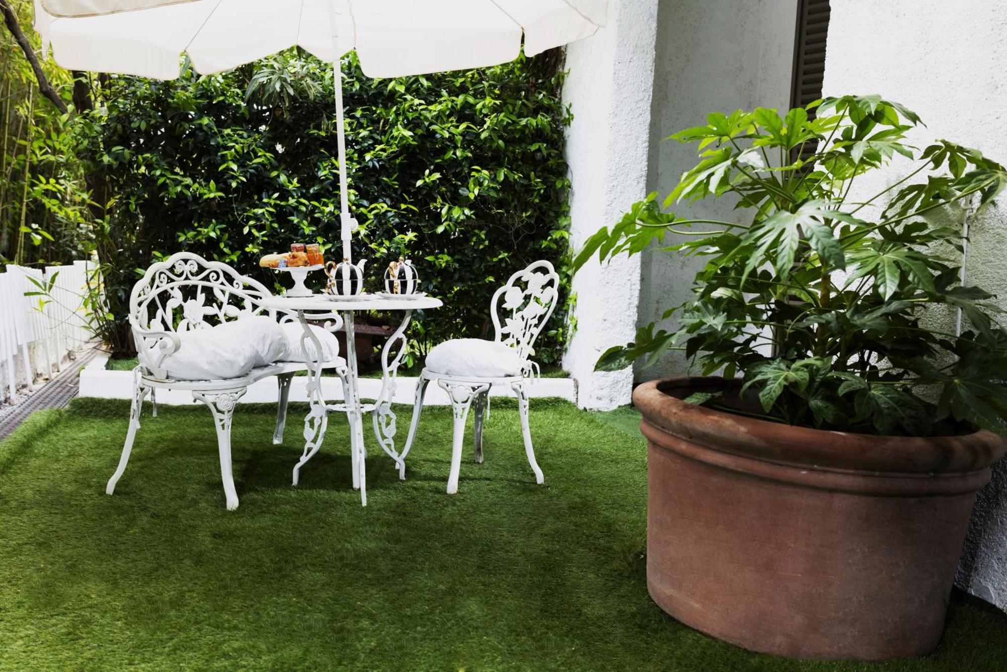 Les Canoubiers Luxe Et Serenite Au Coeur De Saint-Tropez Suites Spacieuses Avec Jardin Enchanteur מראה חיצוני תמונה